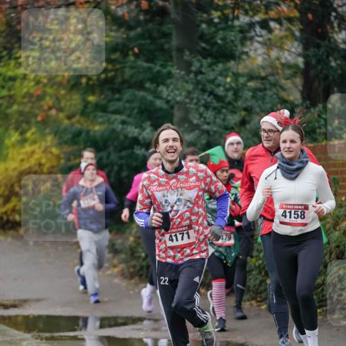 07.12.2025 - St. Pauli X-Mass-Run No. 15 Michael Burmester http://msf.ph/oto/9412657 07.12.2025 10:02:04 Laufen 15, 4171, 5, 4158, 22, 22 meine-sportfotos.de