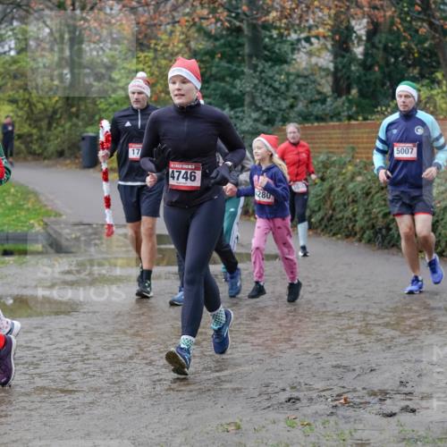 07.12.2025 - St. Pauli X-Mass-Run No. 15 Michael Burmester http://msf.ph/oto/9412665 07.12.2025 11:44:25 Laufen 17, 15, 4746, 280, 5007 meine-sportfotos.de