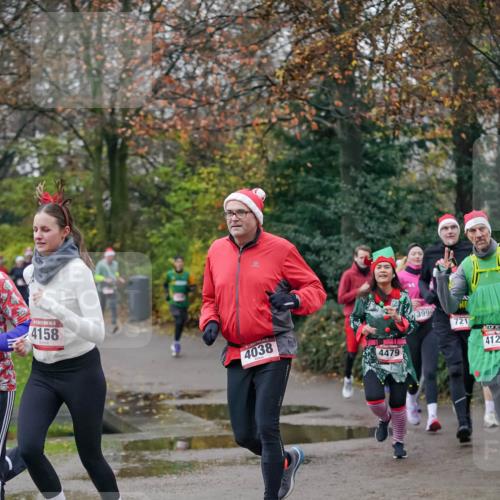 07.12.2025 - St. Pauli X-Mass-Run No. 15 Michael Burmester http://msf.ph/oto/9412681 07.12.2025 10:02:06 Laufen 4158, 4038, 4479, 3999, 721, 4121 meine-sportfotos.de