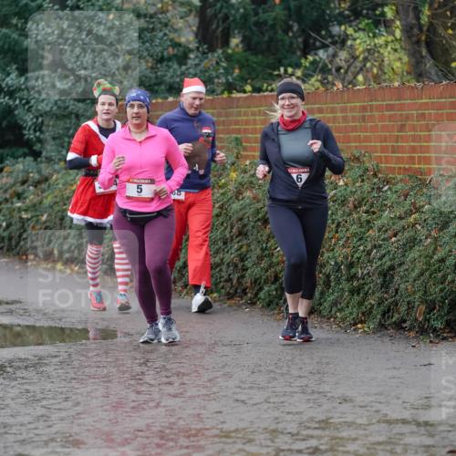 07.12.2025 - St. Pauli X-Mass-Run No. 15 Michael Burmester http://msf.ph/oto/9412710 07.12.2025 11:44:37 Laufen  meine-sportfotos.de