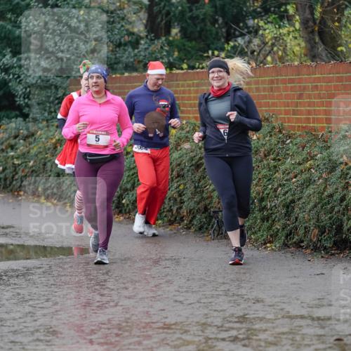 07.12.2025 - St. Pauli X-Mass-Run No. 15 Michael Burmester http://msf.ph/oto/9412716 07.12.2025 11:44:37 Laufen 5 meine-sportfotos.de