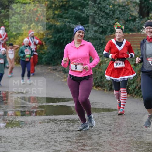 07.12.2025 - St. Pauli X-Mass-Run No. 15 Michael Burmester http://msf.ph/oto/9412728 07.12.2025 11:44:38 Laufen 15, 3604, 15, 6 meine-sportfotos.de