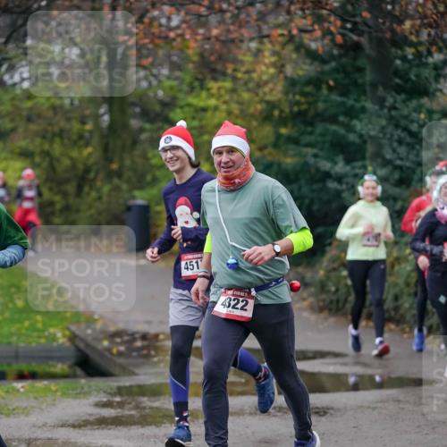 07.12.2025 - St. Pauli X-Mass-Run No. 15 Michael Burmester http://msf.ph/oto/9412783 07.12.2025 10:02:17 Laufen 451, 15, 4322 meine-sportfotos.de