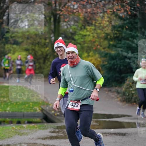 07.12.2025 - St. Pauli X-Mass-Run No. 15 Michael Burmester http://msf.ph/oto/9412789 07.12.2025 10:02:17 Laufen 15, 422 meine-sportfotos.de