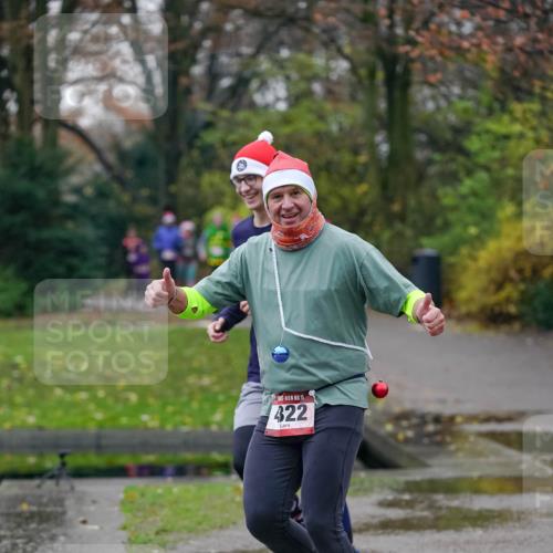 07.12.2025 - St. Pauli X-Mass-Run No. 15 Michael Burmester http://msf.ph/oto/9412800 07.12.2025 10:02:17 Laufen 15, 422 meine-sportfotos.de