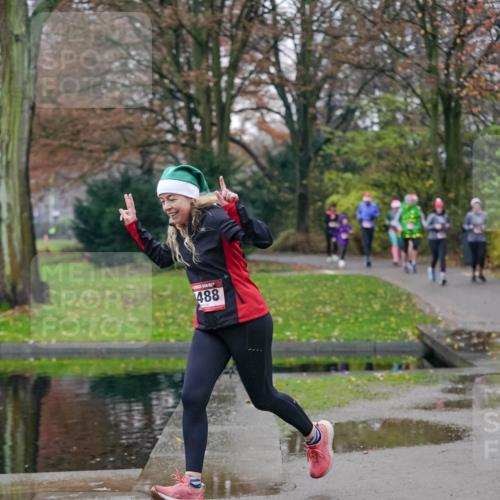 07.12.2025 - St. Pauli X-Mass-Run No. 15 Michael Burmester http://msf.ph/oto/9412833 07.12.2025 10:02:20 Laufen 488 meine-sportfotos.de