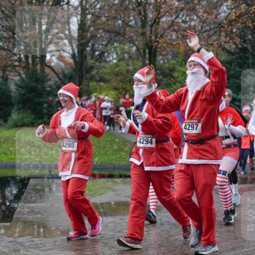 07.12.2025 - St. Pauli X-Mass-Run No. 15 Michael Burmester http://msf.ph/oto/9412847 07.12.2025 11:44:51 Laufen 4295, 5, 4294, 15, 4297, 4405, 728, 3710 meine-sportfotos.de
