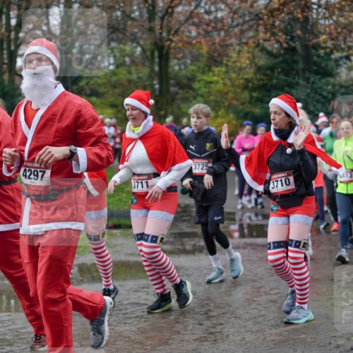 07.12.2025 - St. Pauli X-Mass-Run No. 15 Michael Burmester http://msf.ph/oto/9412850 07.12.2025 11:44:52 Laufen 4294, 4297, 3711, 3725, 3710, 413, 3709, 372 meine-sportfotos.de