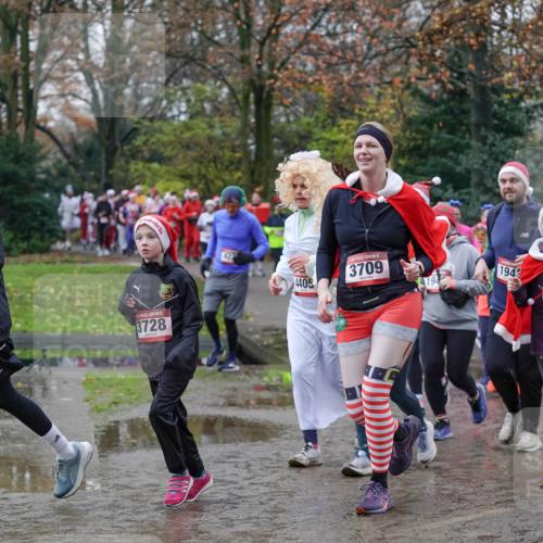 07.12.2025 - St. Pauli X-Mass-Run No. 15 Michael Burmester http://msf.ph/oto/9412871 07.12.2025 11:44:53 Laufen 15, 3728, 4405, 5, 3709, 194, 194, 3726, 76 meine-sportfotos.de