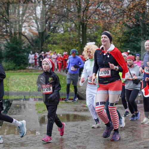 07.12.2025 - St. Pauli X-Mass-Run No. 15 Michael Burmester http://msf.ph/oto/9412874 07.12.2025 11:44:53 Laufen 15, 3728, 4222, 440, 15, 3709, 942, 1943, 3726, 276 meine-sportfotos.de
