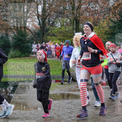 07.12.2025 - St. Pauli X-Mass-Run No. 15 Michael Burmester http://msf.ph/oto/9412876 07.12.2025 11:44:53 Laufen 15, 37254, 15, 3729, 3709, 54, 194, 37, 270 meine-sportfotos.de