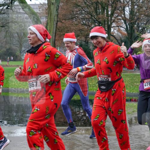 07.12.2025 - St. Pauli X-Mass-Run No. 15 Michael Burmester http://msf.ph/oto/9413031 07.12.2025 11:45:09 Laufen 161, 15, 4783, 47, 3869, 3600, 867 meine-sportfotos.de