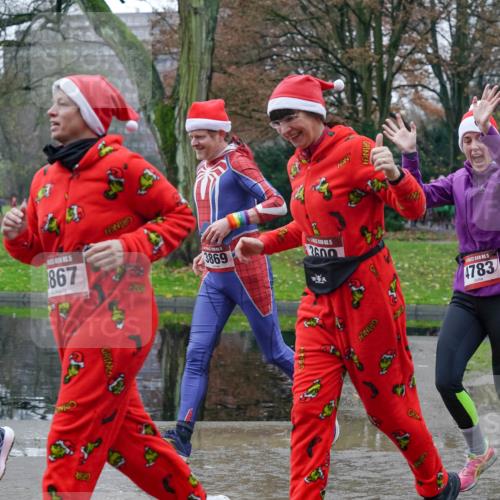07.12.2025 - St. Pauli X-Mass-Run No. 15 Michael Burmester http://msf.ph/oto/9413033 07.12.2025 11:45:09 Laufen 161, 15, 4783, 47, 3869, 3600, 867 meine-sportfotos.de
