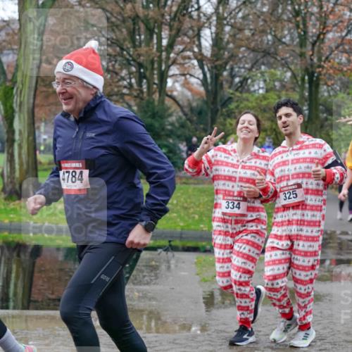 07.12.2025 - St. Pauli X-Mass-Run No. 15 Michael Burmester http://msf.ph/oto/9413042 07.12.2025 11:45:10 Laufen 2, 3, 5, 4784, 334, 325, 2147, 4176 meine-sportfotos.de