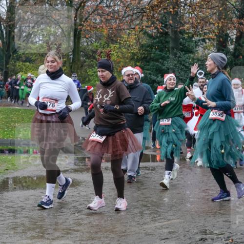 07.12.2025 - St. Pauli X-Mass-Run No. 15 Michael Burmester http://msf.ph/oto/9413069 07.12.2025 11:45:13 Laufen 374, 76, 375, 4198, 4302, 3595, 2679, 41, 4731 meine-sportfotos.de