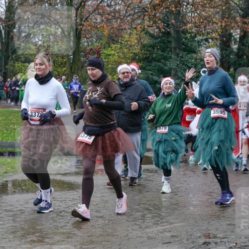 07.12.2025 - St. Pauli X-Mass-Run No. 15 Michael Burmester http://msf.ph/oto/9413073 07.12.2025 11:45:13 Laufen 337, 4198, 3595, 4302, 2679, 375, 4731 meine-sportfotos.de