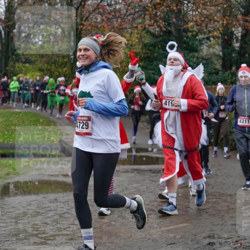 07.12.2025 - St. Pauli X-Mass-Run No. 15 Michael Burmester http://msf.ph/oto/9413108 07.12.2025 11:45:16 Laufen 5, 4729, 415, 4311, 4017, 412, 4305 meine-sportfotos.de