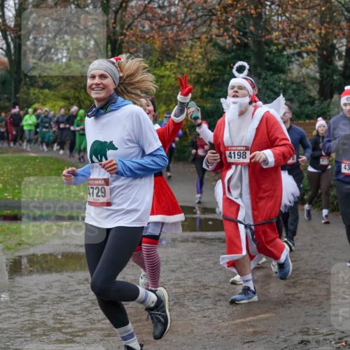 07.12.2025 - St. Pauli X-Mass-Run No. 15 Michael Burmester http://msf.ph/oto/9413111 07.12.2025 11:45:16 Laufen 15, 4729, 4198, 4017, 4311, 43 meine-sportfotos.de