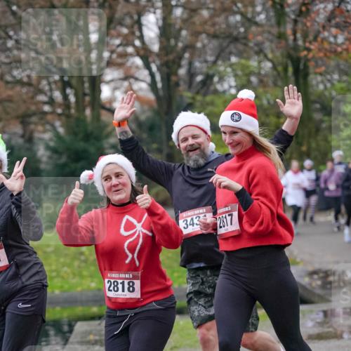 07.12.2025 - St. Pauli X-Mass-Run No. 15 Michael Burmester http://msf.ph/oto/9413137 07.12.2025 10:03:05 Laufen 15, 2818, 343, 2817 meine-sportfotos.de