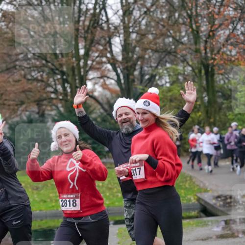 07.12.2025 - St. Pauli X-Mass-Run No. 15 Michael Burmester http://msf.ph/oto/9413140 07.12.2025 10:03:05 Laufen 15, 2818, 5, 2817 meine-sportfotos.de