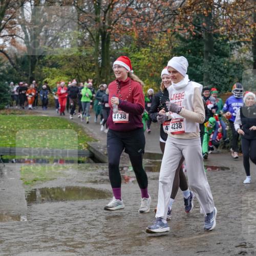 07.12.2025 - St. Pauli X-Mass-Run No. 15 Michael Burmester http://msf.ph/oto/9413174 07.12.2025 11:45:21 Laufen 4138, 44238 meine-sportfotos.de