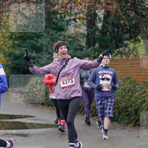 07.12.2025 - St. Pauli X-Mass-Run No. 15 Michael Burmester http://msf.ph/oto/9413221 07.12.2025 10:03:14 Laufen 15, 4373, 2792 meine-sportfotos.de