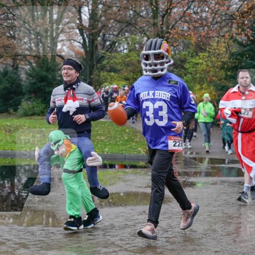 07.12.2025 - St. Pauli X-Mass-Run No. 15 Michael Burmester http://msf.ph/oto/9413238 07.12.2025 11:45:26 Laufen 33, 23, 22, 3268, 327, 208 meine-sportfotos.de