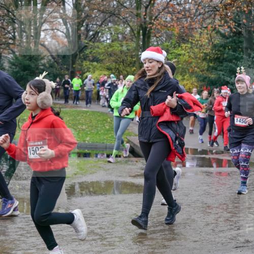 07.12.2025 - St. Pauli X-Mass-Run No. 15 Michael Burmester http://msf.ph/oto/9413273 07.12.2025 11:45:29 Laufen 3526, 150, 1450, 1446 meine-sportfotos.de