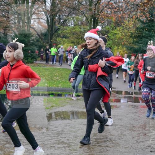 07.12.2025 - St. Pauli X-Mass-Run No. 15 Michael Burmester http://msf.ph/oto/9413277 07.12.2025 11:45:29 Laufen 3526, 15, 1503, 1450, 1446 meine-sportfotos.de