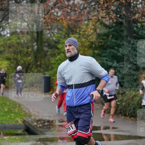 07.12.2025 - St. Pauli X-Mass-Run No. 15 Michael Burmester http://msf.ph/oto/9413293 07.12.2025 10:03:20 Laufen 15, 091 meine-sportfotos.de