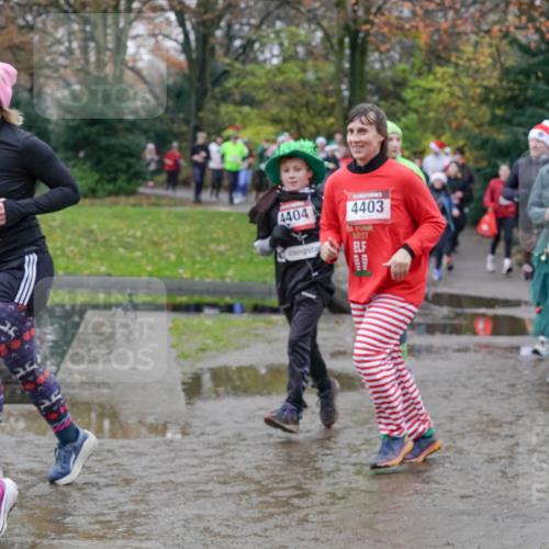 07.12.2025 - St. Pauli X-Mass-Run No. 15 Michael Burmester http://msf.ph/oto/9413295 07.12.2025 11:45:31 Laufen 46, 1450, 4404, 4403, 4084 meine-sportfotos.de