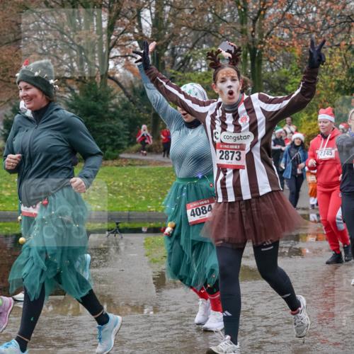 07.12.2025 - St. Pauli X-Mass-Run No. 15 Michael Burmester http://msf.ph/oto/9413328 07.12.2025 11:45:34 Laufen 15, 4084, 15, 2873, 745, 3985, 3983 meine-sportfotos.de
