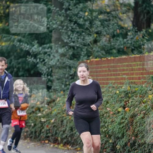 07.12.2025 - St. Pauli X-Mass-Run No. 15 Michael Burmester http://msf.ph/oto/9413390 07.12.2025 10:03:30 Laufen 156, 3154 meine-sportfotos.de