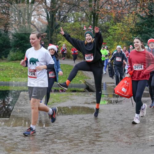 07.12.2025 - St. Pauli X-Mass-Run No. 15 Michael Burmester http://msf.ph/oto/9413400 07.12.2025 11:45:39 Laufen 724, 165, 1685, 4787, 2414, 2543, 239 meine-sportfotos.de