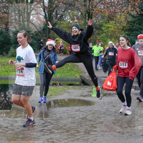 07.12.2025 - St. Pauli X-Mass-Run No. 15 Michael Burmester http://msf.ph/oto/9413403 07.12.2025 11:45:39 Laufen 15, 724, 1685, 4787, 2414, 1653, 99, 2543, 69 meine-sportfotos.de