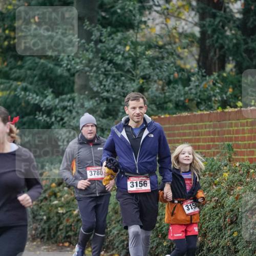 07.12.2025 - St. Pauli X-Mass-Run No. 15 Michael Burmester http://msf.ph/oto/9413405 07.12.2025 10:03:33 Laufen 3780, 3156, 315 meine-sportfotos.de