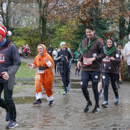07.12.2025 - St. Pauli X-Mass-Run No. 15 Michael Burmester http://msf.ph/oto/9413433 07.12.2025 11:45:41 Laufen 15, 1653, 2543, 23, 2394, 4788, 44 meine-sportfotos.de