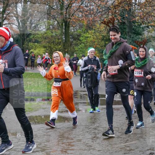 07.12.2025 - St. Pauli X-Mass-Run No. 15 Michael Burmester http://msf.ph/oto/9413437 07.12.2025 11:45:41 Laufen 3, 6, 2543, 4788, 2394, 1244 meine-sportfotos.de
