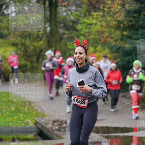 07.12.2025 - St. Pauli X-Mass-Run No. 15 Michael Burmester http://msf.ph/oto/9413465 07.12.2025 10:03:38 Laufen 15, 4689 meine-sportfotos.de