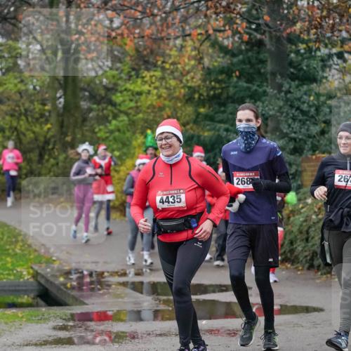 07.12.2025 - St. Pauli X-Mass-Run No. 15 Michael Burmester http://msf.ph/oto/9413480 07.12.2025 10:03:39 Laufen 4435, 268, 26 meine-sportfotos.de