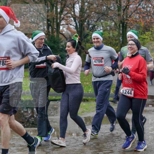 07.12.2025 - St. Pauli X-Mass-Run No. 15 Michael Burmester http://msf.ph/oto/9413481 07.12.2025 11:45:45 Laufen 15, 478, 4786, 1244 meine-sportfotos.de