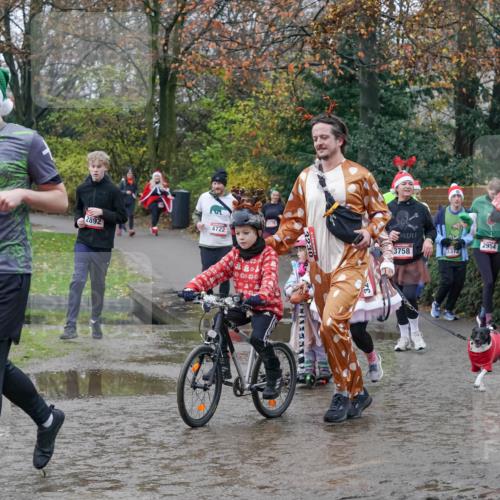 07.12.2025 - St. Pauli X-Mass-Run No. 15 Michael Burmester http://msf.ph/oto/9413484 07.12.2025 11:45:45 Laufen 4792, 2892, 4722, 3230, 2954, 3758, 3372, 2953 meine-sportfotos.de