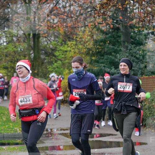 07.12.2025 - St. Pauli X-Mass-Run No. 15 Michael Burmester http://msf.ph/oto/9413492 07.12.2025 10:03:40 Laufen 150, 4435, 5, 2699, 2677 meine-sportfotos.de
