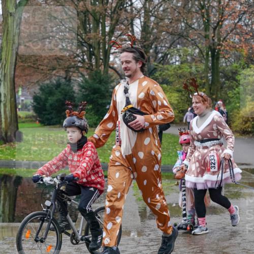 07.12.2025 - St. Pauli X-Mass-Run No. 15 Michael Burmester http://msf.ph/oto/9413506 07.12.2025 11:45:47 Laufen 3230, 3233, 3758 meine-sportfotos.de