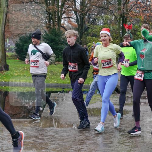 07.12.2025 - St. Pauli X-Mass-Run No. 15 Michael Burmester http://msf.ph/oto/9413536 07.12.2025 11:45:50 Laufen 53, 4722, 720, 2892, 2889, 712, 2954 meine-sportfotos.de