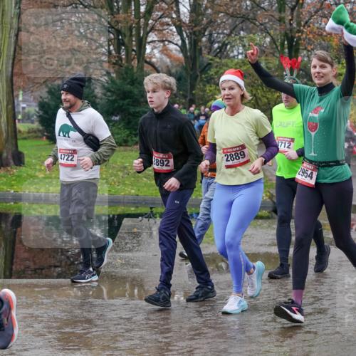 07.12.2025 - St. Pauli X-Mass-Run No. 15 Michael Burmester http://msf.ph/oto/9413539 07.12.2025 11:45:50 Laufen 4, 2892, 4722, 15, 2889, 3712, 2954 meine-sportfotos.de