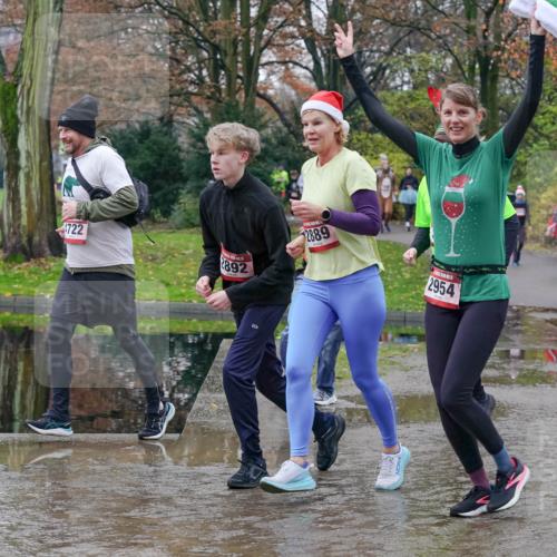07.12.2025 - St. Pauli X-Mass-Run No. 15 Michael Burmester http://msf.ph/oto/9413545 07.12.2025 11:45:50 Laufen 722, 892, 123, 2889, 2954 meine-sportfotos.de