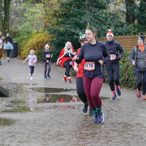 07.12.2025 - St. Pauli X-Mass-Run No. 15 Michael Burmester http://msf.ph/oto/9413566 07.12.2025 11:45:54 Laufen 15, 3178, 141 meine-sportfotos.de