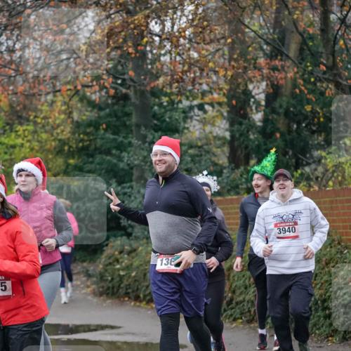 07.12.2025 - St. Pauli X-Mass-Run No. 15 Michael Burmester http://msf.ph/oto/9413574 07.12.2025 10:03:46 Laufen 15, 136, 3940 meine-sportfotos.de