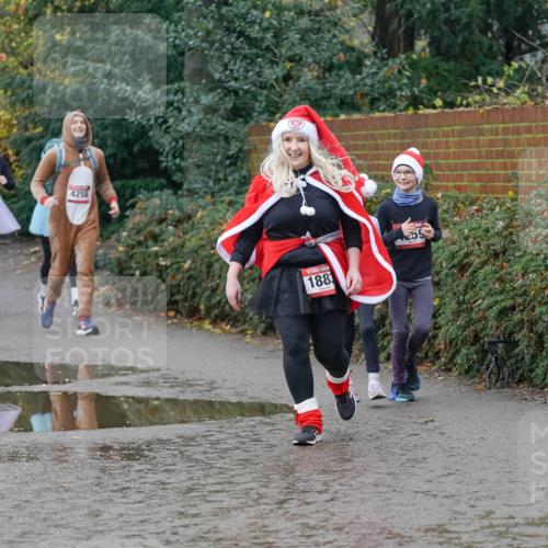 07.12.2025 - St. Pauli X-Mass-Run No. 15 Michael Burmester http://msf.ph/oto/9413598 07.12.2025 11:45:59 Laufen 1883 meine-sportfotos.de